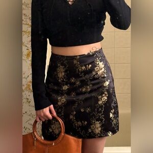 Gold Flower Print QED London Skirt Zipper Closing with Inside Lining